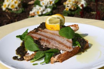 Tuna and Spinach Stacks