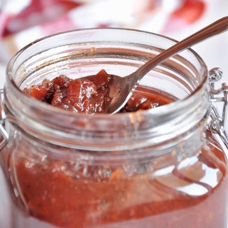 Apple and Sultana Chutney