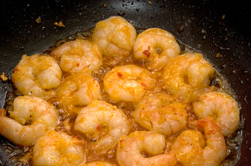 Tiger Prawns in Hot Oil with Garlic Rosemary and Chilli