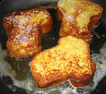 Pain Perdu (Fluffy French Toasts )