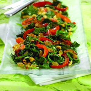 Garlic Spinach with Red Peppers and Raisins