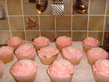 Candlebridge Bakery Strawberry Magic Cupcakes with Strawberry & Coconut Frosting