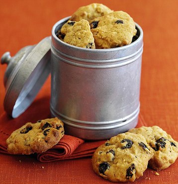 Pumpkin, Raisin & Cinnamon Cookies