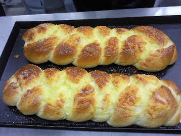 Cheese, Onion & Herb Bread