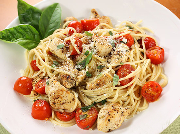 Spaghetti with Sauteed Chicken and Grape Tomatoes
