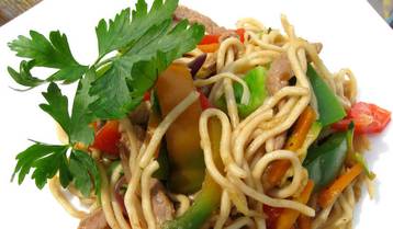 Vegetable and Veal Chinese Noodles