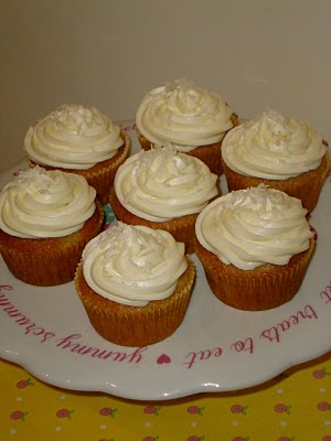 Hummingbird Cupcakes (pineapple, Banana & Coconut)