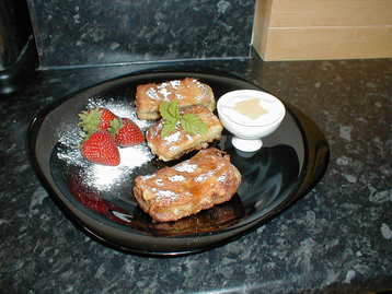 Strawberry & Chocolate Eggy Bread