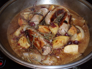 Mustardy Sausages With Apple