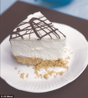 Tana Ramsay's White Chocolate Cake with Dark Chocolate Topping