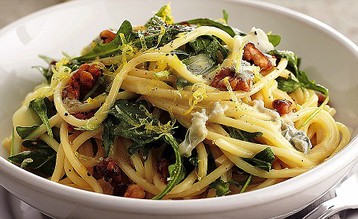 Jo Pratt's Pasta with Blue Cheese, Rocket, Lemon and Walnuts