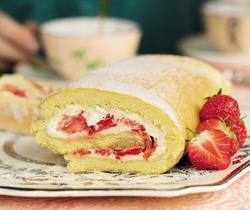 Jo Pratt's Strawberries and Cream Swiss Roll