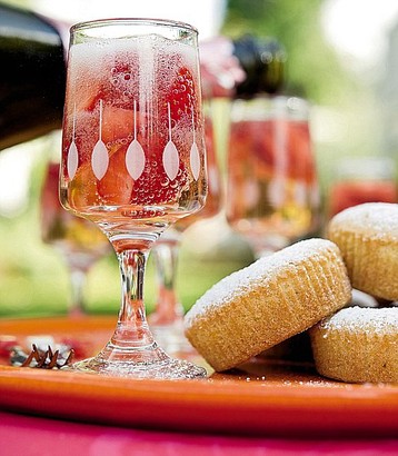 Jo Pratt's Sparkling Strawberries