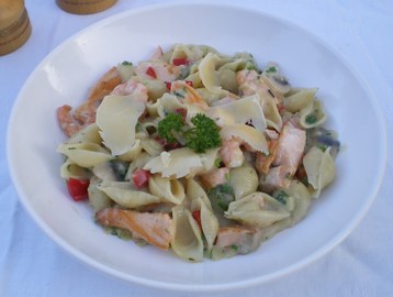 Seared Salmon and Prawn Pasta