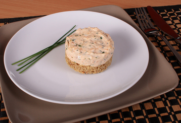 Loch Fyne Bradan Orach Smoked Salmon Cheesecake with Nairns Organic Herb Oatcakes