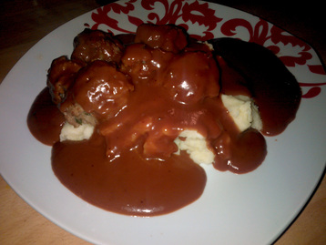 Frikadeller (scandinavian/german Meatballs) with Red Wine Gravy