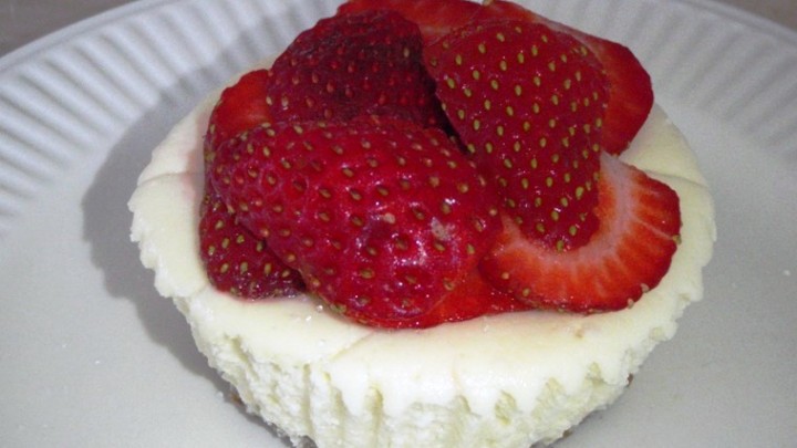 Luscious and Low Fat Mini Vanilla Cheesecakes