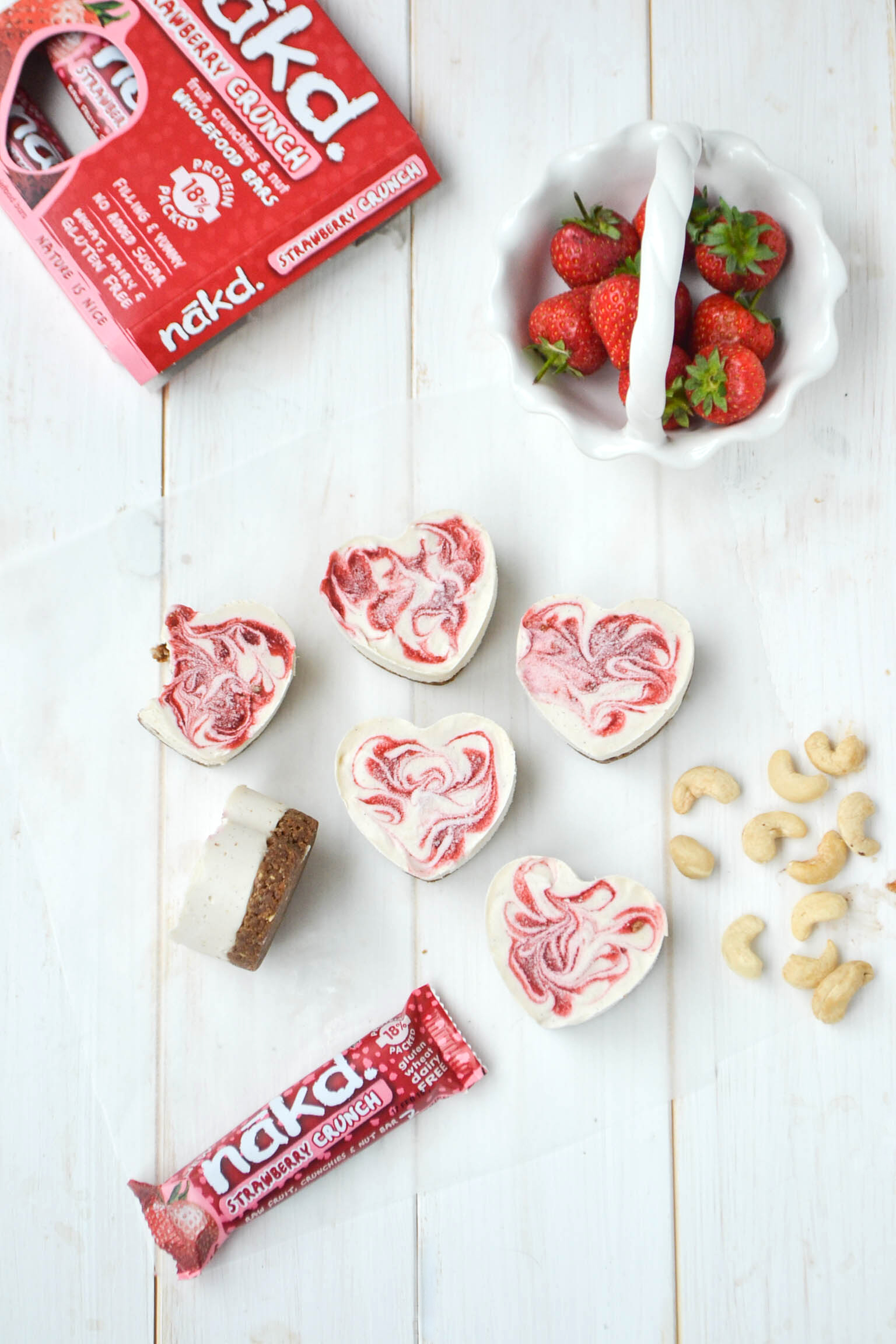 Nā,kd Mini Strawberry Cheesecakes